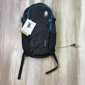 Sierra Designs Bear Peak Hydration Backpack 13L Black Hip Belt 28" - 50" Travel